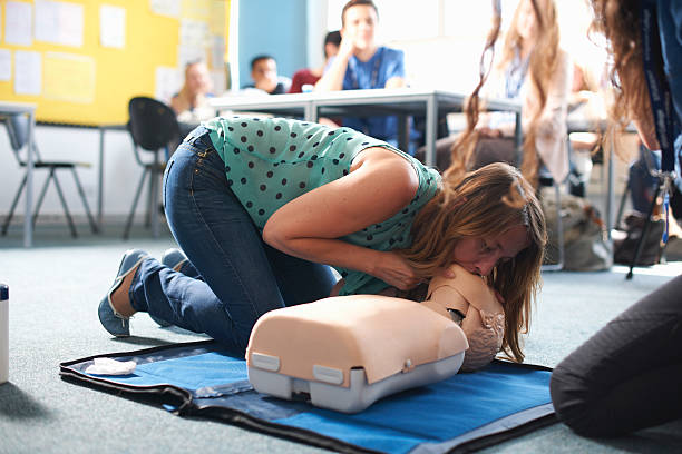 Entraînement bouche à bouche formation premiers secours