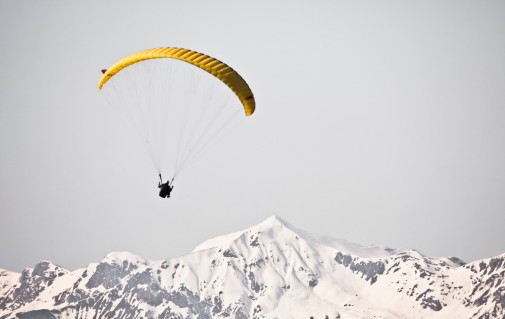 parapente montagne hiver